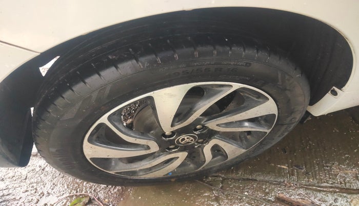2019 Toyota Glanza G, Petrol, Manual, 30,449 km, tyre