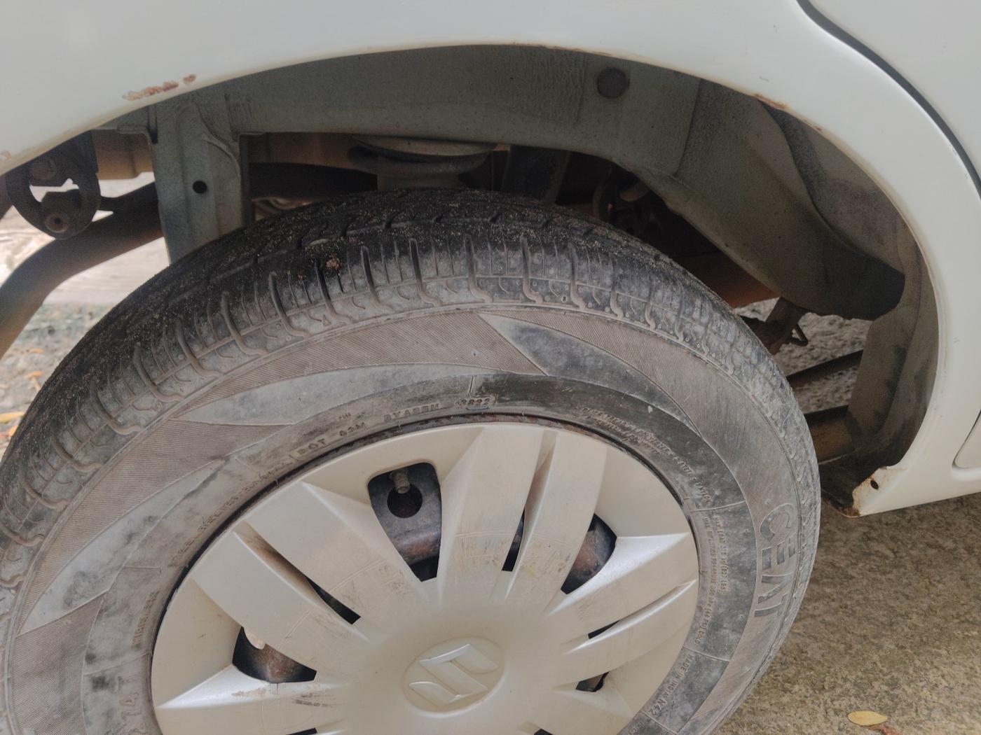 2016 Maruti Alto 800 LXI, Petrol, Manual, 62,217 km, tyre