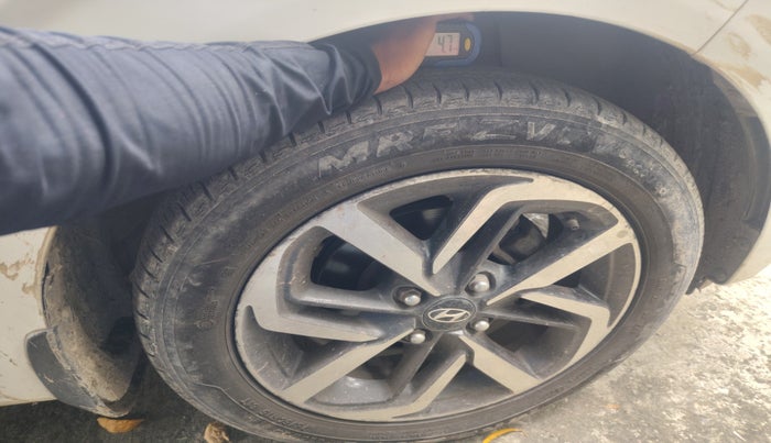 2021 Hyundai GRAND I10 NIOS SPORTZ 1.2 KAPPA VTVT DUAL TONE, Petrol, Manual, 45,772 km, tyre