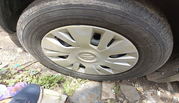 2013 Maruti Swift VXI, Petrol, Manual, 91,187 km, tyre