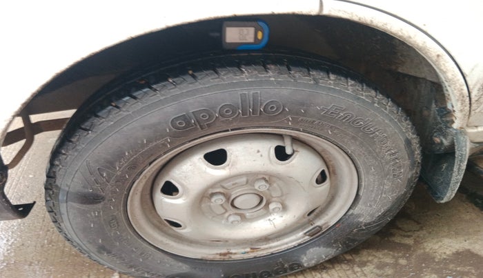 2016 Maruti Eeco 5 STR WITH A/C+HTR, Petrol, Manual, 1,95,274 km, tyre
