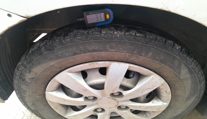 2017 Hyundai Eon ERA +, Petrol, Manual, 21,708 km, tyre