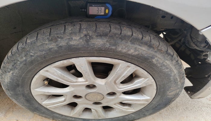 2018 Tata Tiago XZ PETROL, Petrol, Manual, 1,03,566 km, tyre