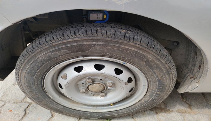 2018 Tata Tiago XZ PETROL, Petrol, Manual, 1,03,566 km, tyre