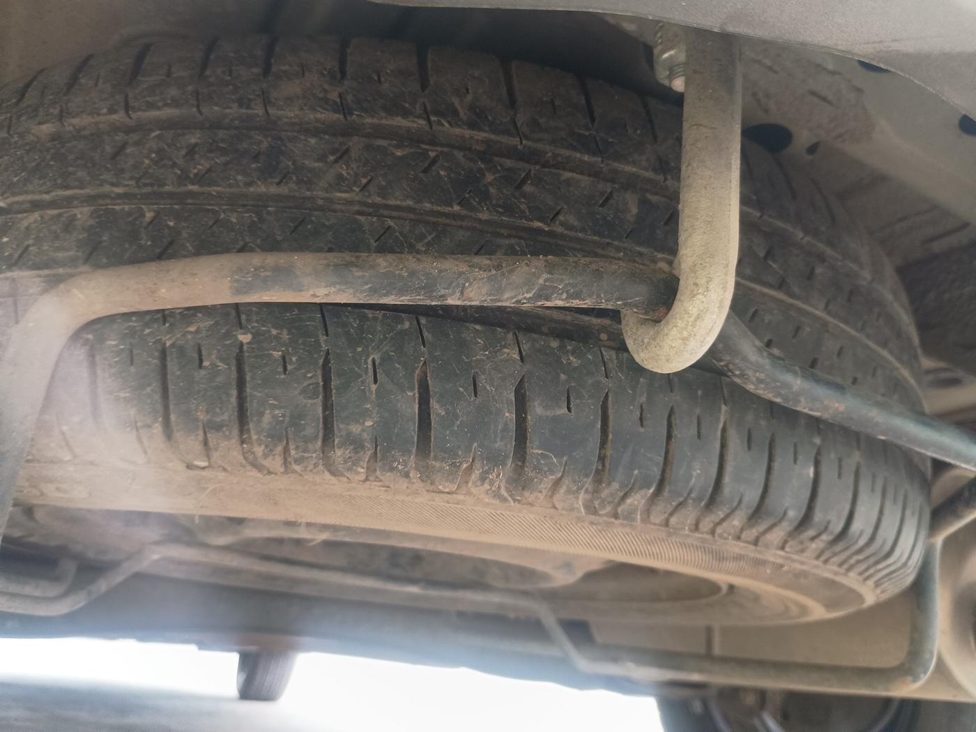 2022 Maruti Ertiga VXI CNG, Petrol, Manual, 52,194 km, tyre