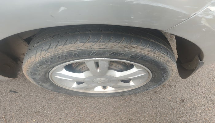 2010 Hyundai i20 ASTA 1.2, Petrol, Manual, 1,02,463 km, tyre