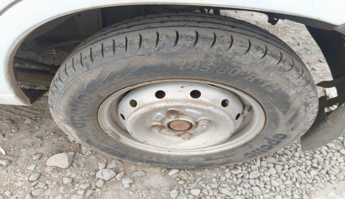 2011 Maruti Alto LXI, Petrol, Manual, 1,30,436 km, tyre