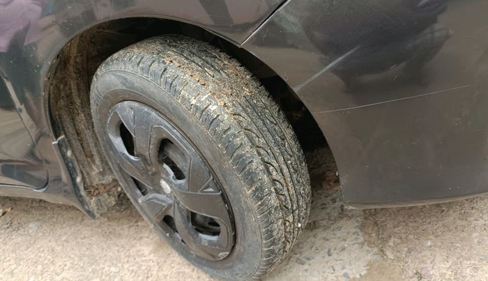 2014 Honda City 1.5L I-DTEC SV, Diesel, Manual, 81,240 km, tyre