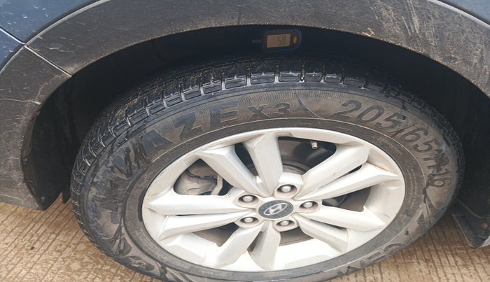 2016 Hyundai Creta SX 1.6 DIESEL, Diesel, Manual, 62,171 km, tyre