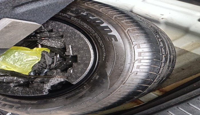 2019 Hyundai Creta SX AT 1.6 PETROL, Petrol, Automatic, 1,14,066 km, tyre