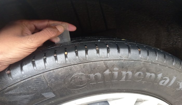 2022 Maruti Dzire VXI CNG, Petrol, Manual, 66,563 km, tyre