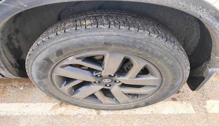 2022 Tata Safari XZ PLUS, Diesel, Manual, 80,573 km, tyre