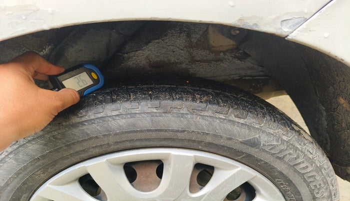 2012 Hyundai i20 MAGNA 1.2, Petrol, Manual, 69,620 km, tyre