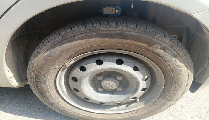 2012 Maruti Swift VXI, Petrol, Manual, 69,788 km, tyre