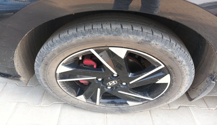 2022 Hyundai Verna SX (O)1.5 VTVT, Petrol, Manual, 56,010 km, tyre