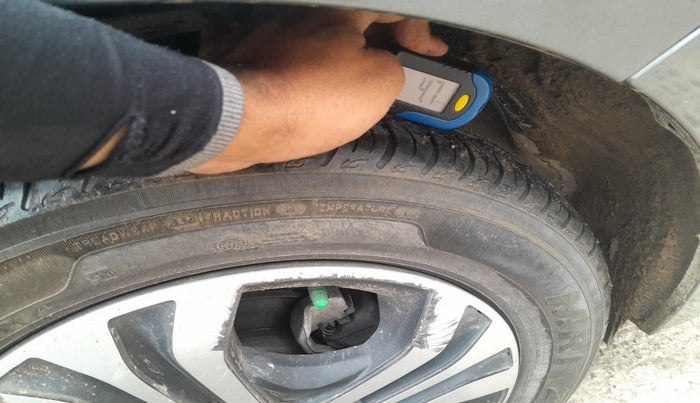 2024 Tata Tiago XTA CNG , Petrol, Automatic, 24,740 km, tyre