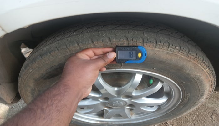2013 Maruti Ritz VXI ABS AMT, Petrol, Automatic, 1,14,169 km, tyre