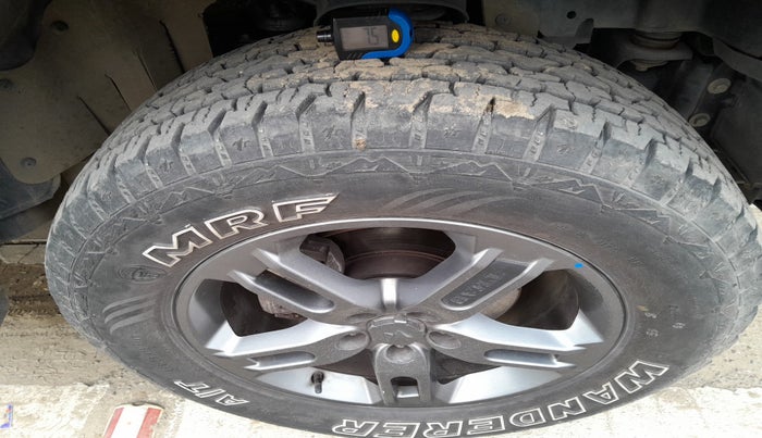 2023 Mahindra Thar LX HARD TOP 4WD MT, Diesel, Manual, 37,236 km, tyre