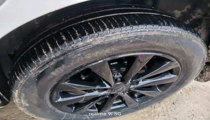 2014 Maruti Ertiga ZDI, Diesel, Manual, 1,12,341 km, tyre