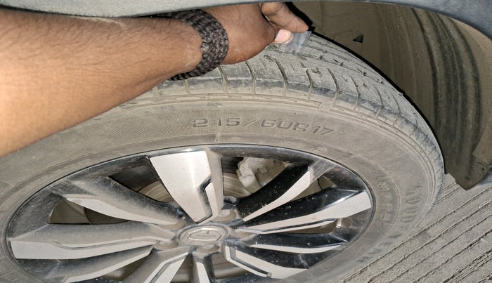2020 MG HECTOR PLUS SHARP 1.5 PETROL TURBO DCT 6-STR, Petrol, Automatic, 40,582 km, tyre