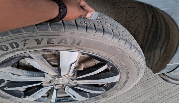 2020 MG HECTOR PLUS SHARP 1.5 PETROL TURBO DCT 6-STR, Petrol, Automatic, 40,582 km, tyre
