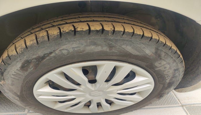 2020 Maruti Dzire VXI, Petrol, Manual, 59,904 km, tyre