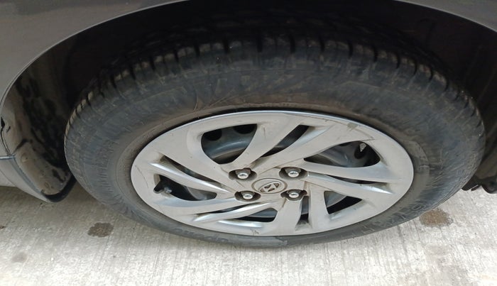 2021 Hyundai AURA S 1.2 CNG, Petrol, Manual, 42,234 km, tyre