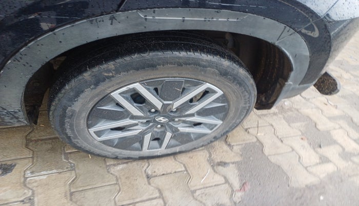 2023 Hyundai VENUE S (O) 1.0 Turbo MT, Petrol, Manual, 59,063 km, tyre