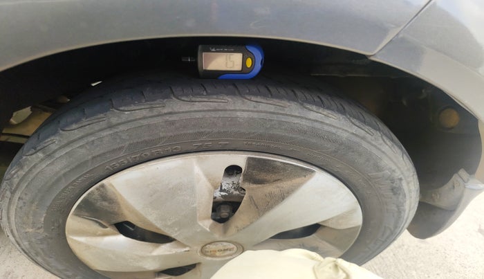 2013 Chevrolet Spark LS 1.0, Petrol, Manual, 85,227 km, tyre