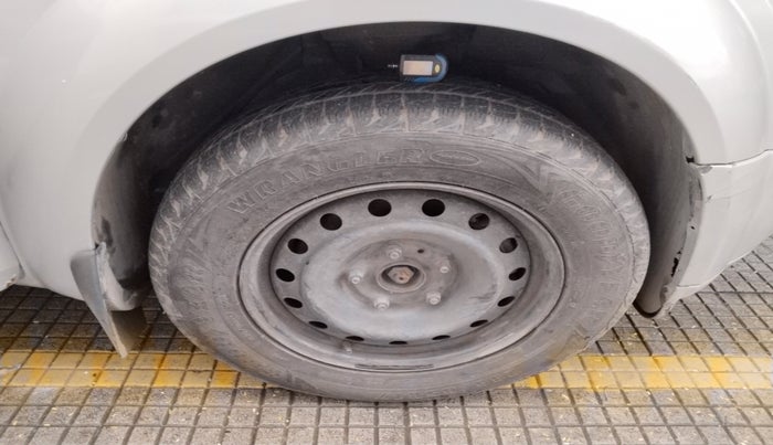 2014 Mahindra XUV500 W4, Diesel, Manual, 86,238 km, tyre
