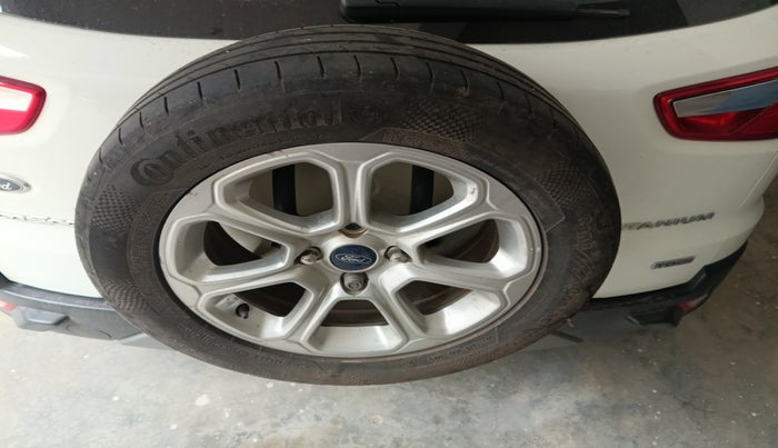 2019 Ford Ecosport TITANIUM + 1.5L DIESEL, Diesel, Manual, 80,917 km, tyre