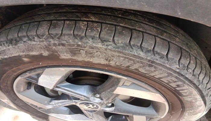 2019 Hyundai VENUE SX 1.4 CRDI, Diesel, Manual, 1,28,879 km, tyre