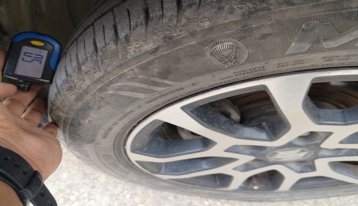 2022 Maruti XL6 ZETA AT, Petrol, Automatic, 93,551 km, tyre