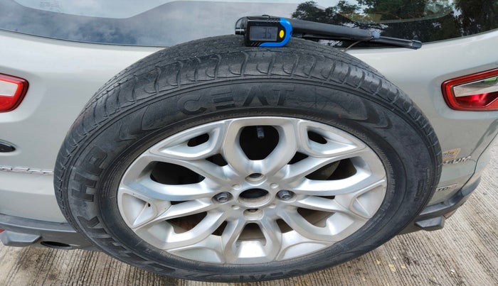 2014 Ford Ecosport TITANIUM 1.5L DIESEL (OPT), Diesel, Manual, 1,91,636 km, tyre