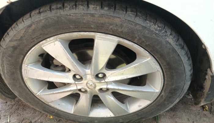 2012 Hyundai Verna FLUIDIC 1.6 CRDI SX, Diesel, Manual, 1,97,724 km, tyre