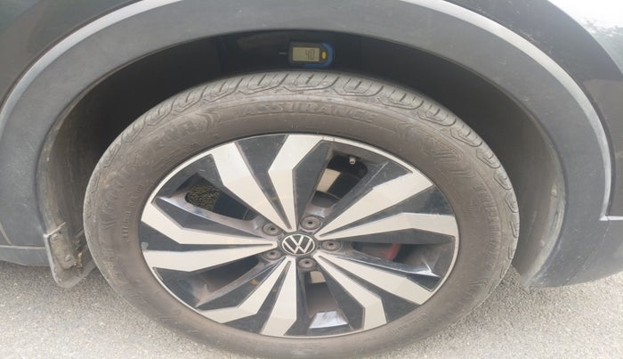 2022 Volkswagen TAIGUN GT PLUS 1.5 TSI DSG, Petrol, Automatic, 28,597 km, tyre