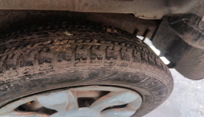 2014 Mahindra Quanto C4, Diesel, Manual, 1,26,518 km, tyre