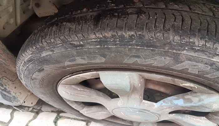 2014 Mahindra Quanto C4, Diesel, Manual, 1,26,518 km, tyre