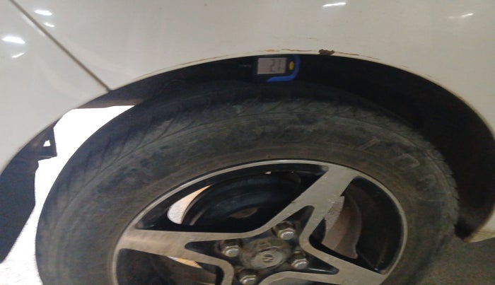 2012 Hyundai Eon SPORTZ, Petrol, Manual, 41,266 km, tyre