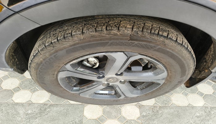 2023 Tata NEXON XZA PLUS LUX SUNROOF RED DARK PETROL, Petrol, Automatic, 13,785 km, tyre
