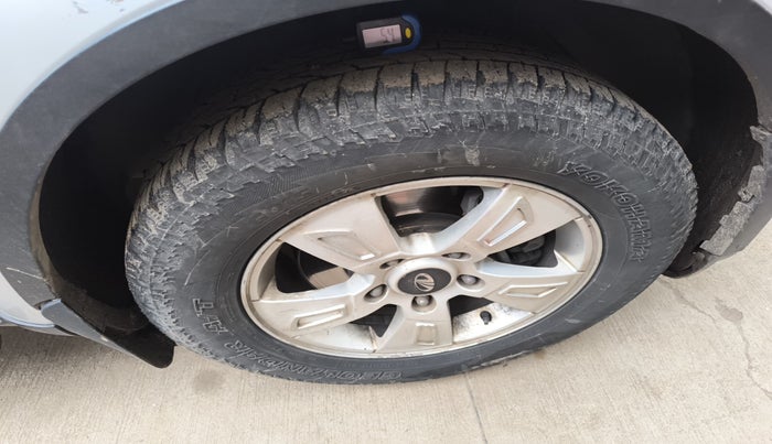 2012 Mahindra XUV500 W8, Diesel, Manual, 2,68,684 km, tyre
