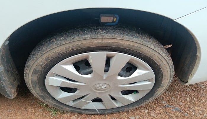 2014 Maruti Wagon R 1.0 VXI, Petrol, Manual, 1,13,720 km, tyre