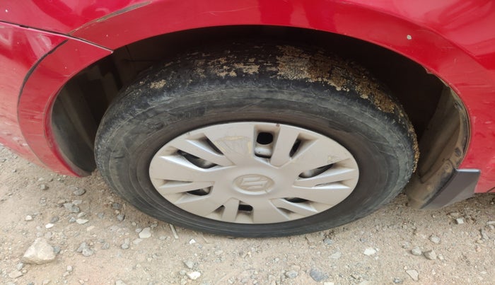 2011 Maruti Swift LDI, Diesel, Manual, 1,07,948 km, tyre