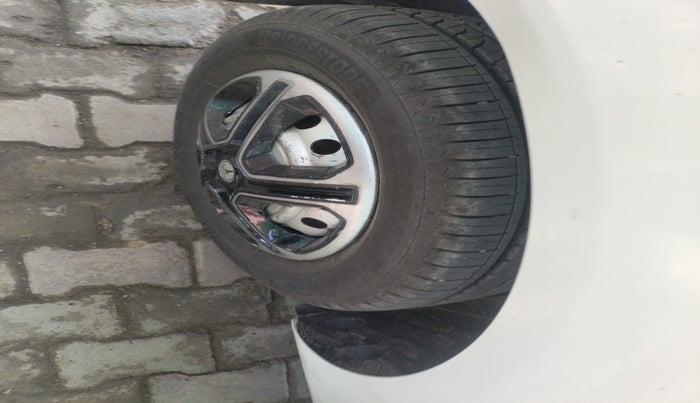 2021 Tata ALTROZ XT I-TURBO PETROL, Petrol, Manual, 61,053 km, tyre