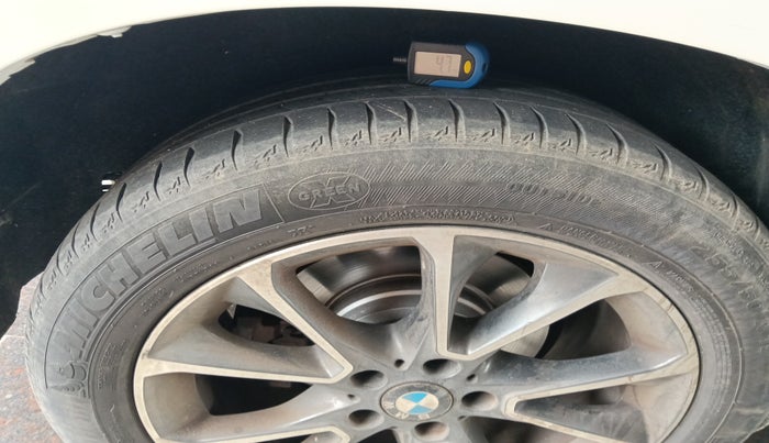 2017 BMW X5 XDRIVE 30 D, Diesel, Automatic, 1,00,900 km, tyre
