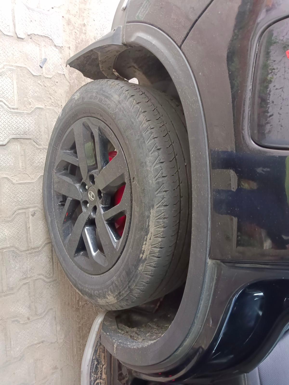 2022 Tata Harrier XZ PLUS 2.0L DARK EDITION, Diesel, Manual, 55,393 km, tyre