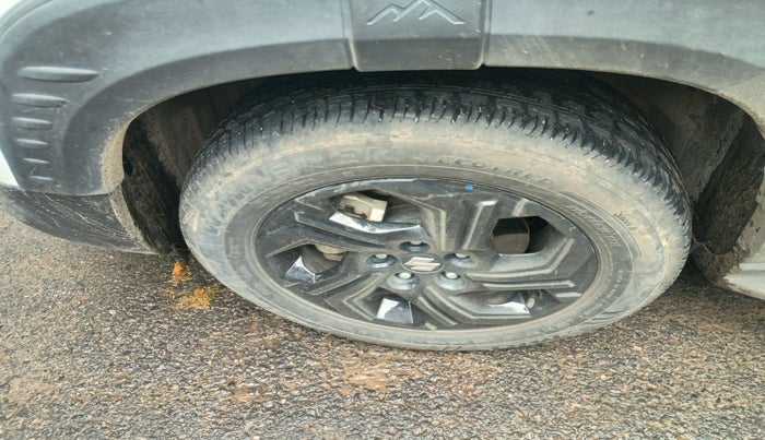 2024 Maruti BREZZA ZXI, Petrol, Manual, 28,207 km, tyre