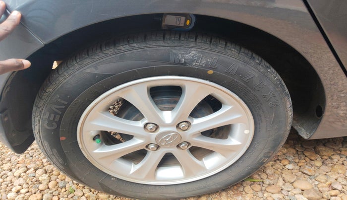 2014 Hyundai Grand i10 ASTA 1.2 KAPPA VTVT, Petrol, Manual, 1,18,514 km, tyre