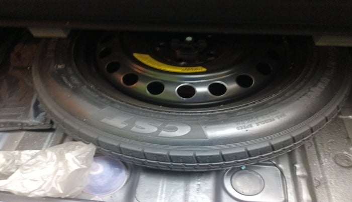 2022 Hyundai Tucson SIGNATURE 2.0 AT DIESEL, Diesel, Automatic, 72,537 km, tyre