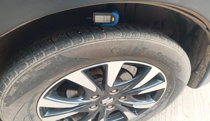 2018 Maruti S Cross ZETA 1.3, Diesel, Manual, 1,26,442 km, tyre